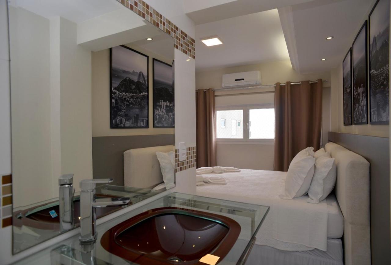 Frente Mar Pe Na Areia, Na Av Atlantica Apartment Balneario Camboriu Bagian luar foto