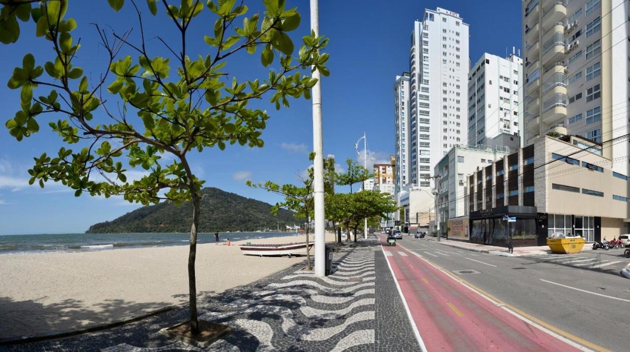 Frente Mar Pe Na Areia, Na Av Atlantica Apartment Balneario Camboriu Bagian luar foto