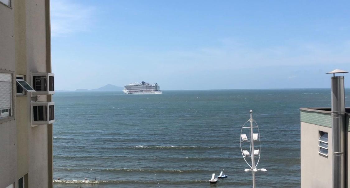Frente Mar Pe Na Areia, Na Av Atlantica Apartment Balneario Camboriu Bagian luar foto